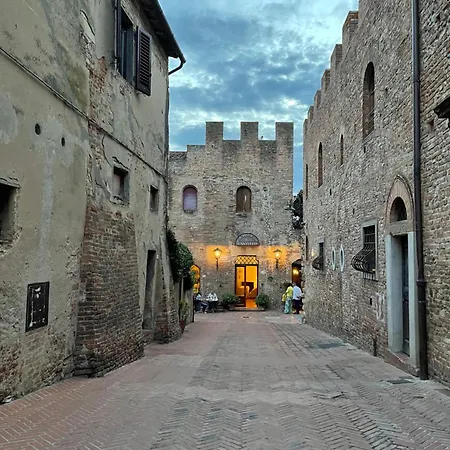 Casa Lenzona 1 *
